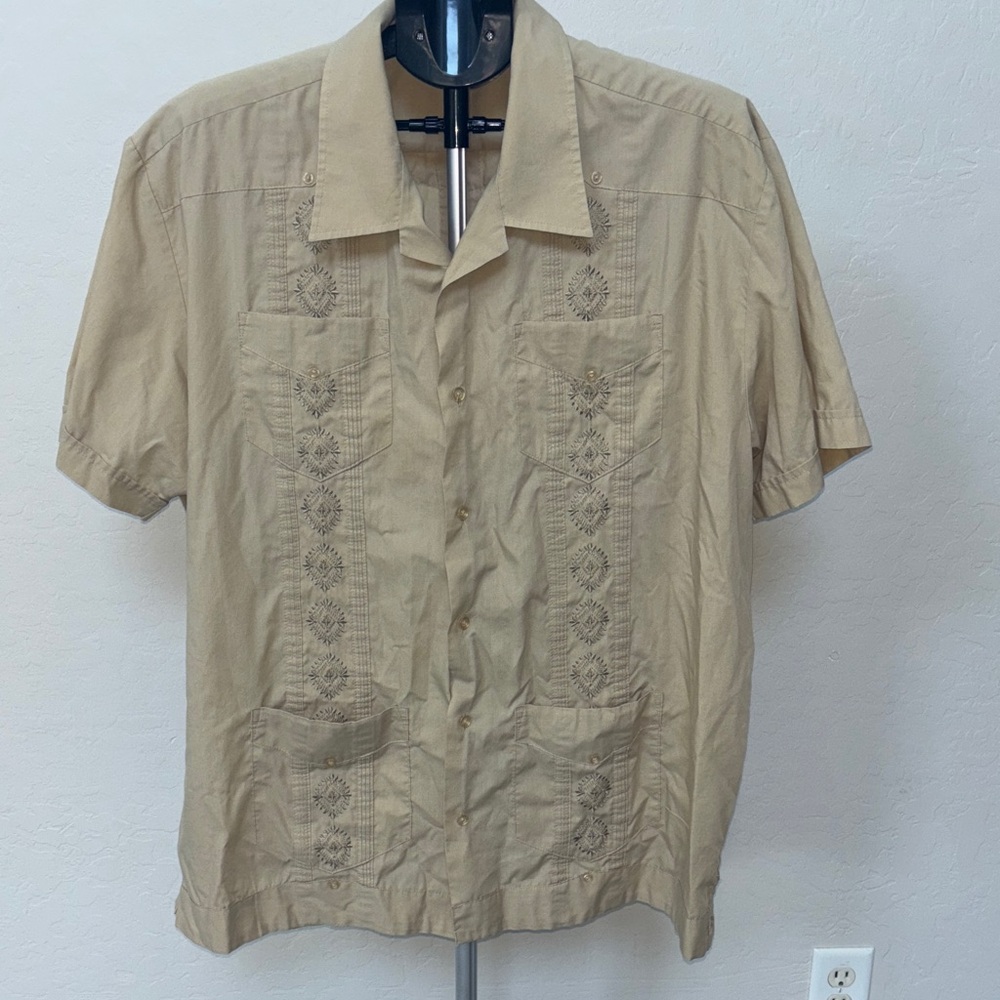 The habanera Co Tan Short Sleeve Embroidered Shirt